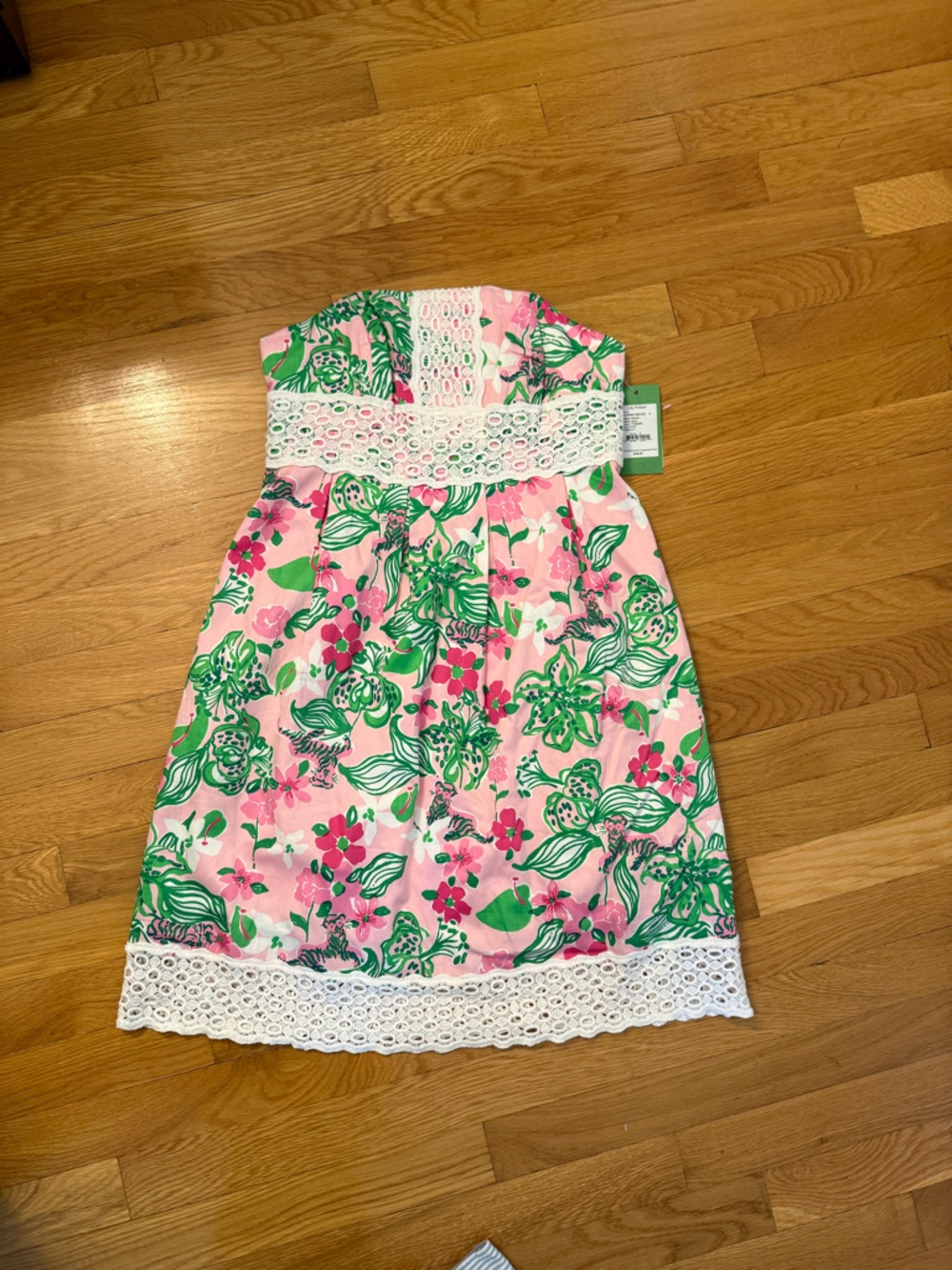 Lilly Pulitzer strapless dress, tiger lilly print, Betsey style size 0